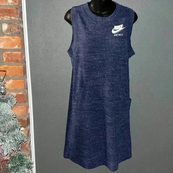 Nike Womens Athletic Blue Tennis Dress Logo Pockets Crew Sleeveless M - Picture 1 of 11